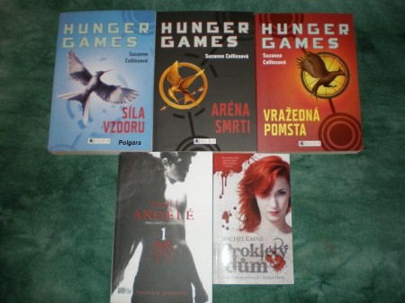 Hunger games, Proklet dm a A